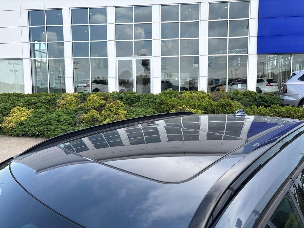 صورة 10 لـ 2026 Volvo XC40 CORE, B5 AWD GAS (MILD HYBRID), DARK