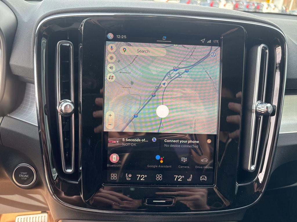 2026 Volvo XC40 BLACK EDITION ULTRA, B5 AWD GAS (MILD HYBRID) 缩略图 28