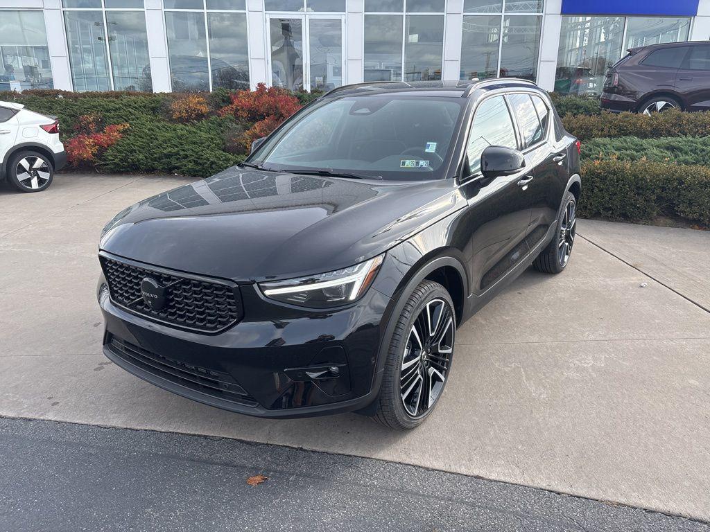 2026 Volvo XC40 BLACK EDITION ULTRA, B5 AWD GAS (MILD HYBRID) 缩略图 11