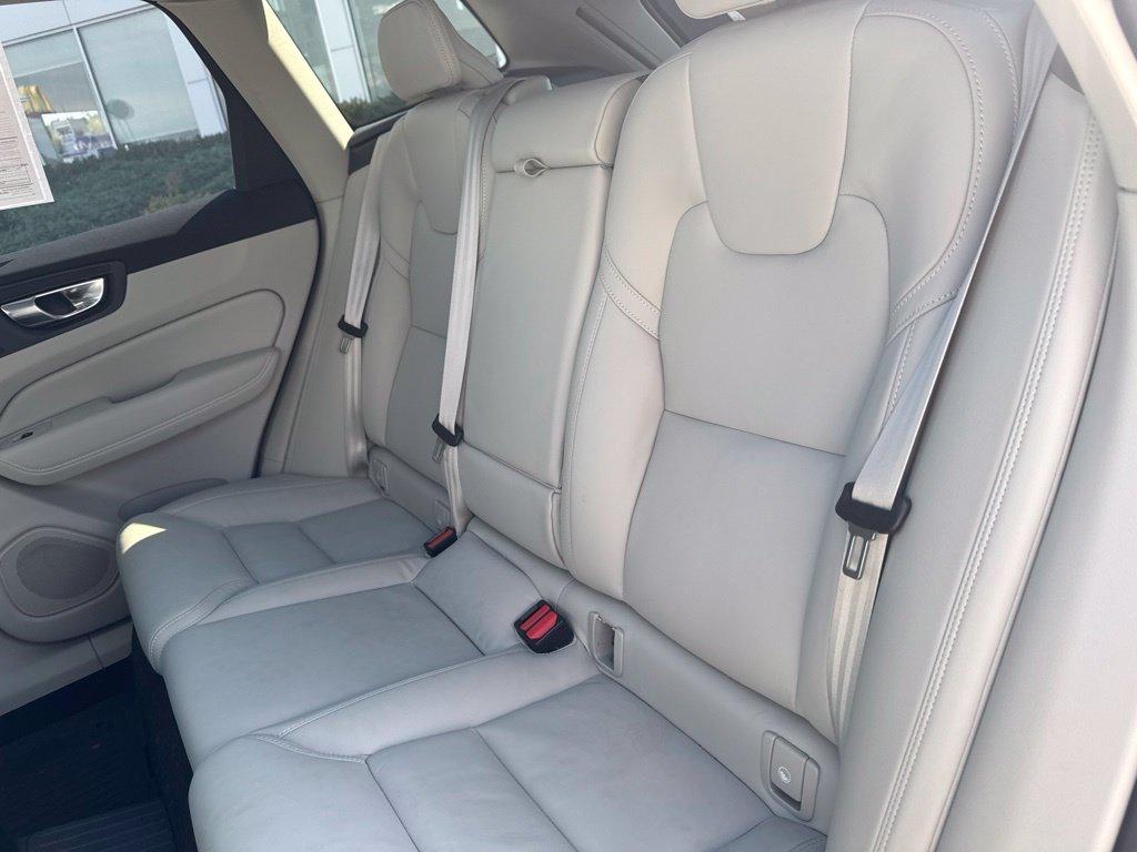 2025 Volvo XC60 PLUG-IN HYBRID ULTRA, T8 AWD ELECTRIC/GASOLIN 缩略图 23