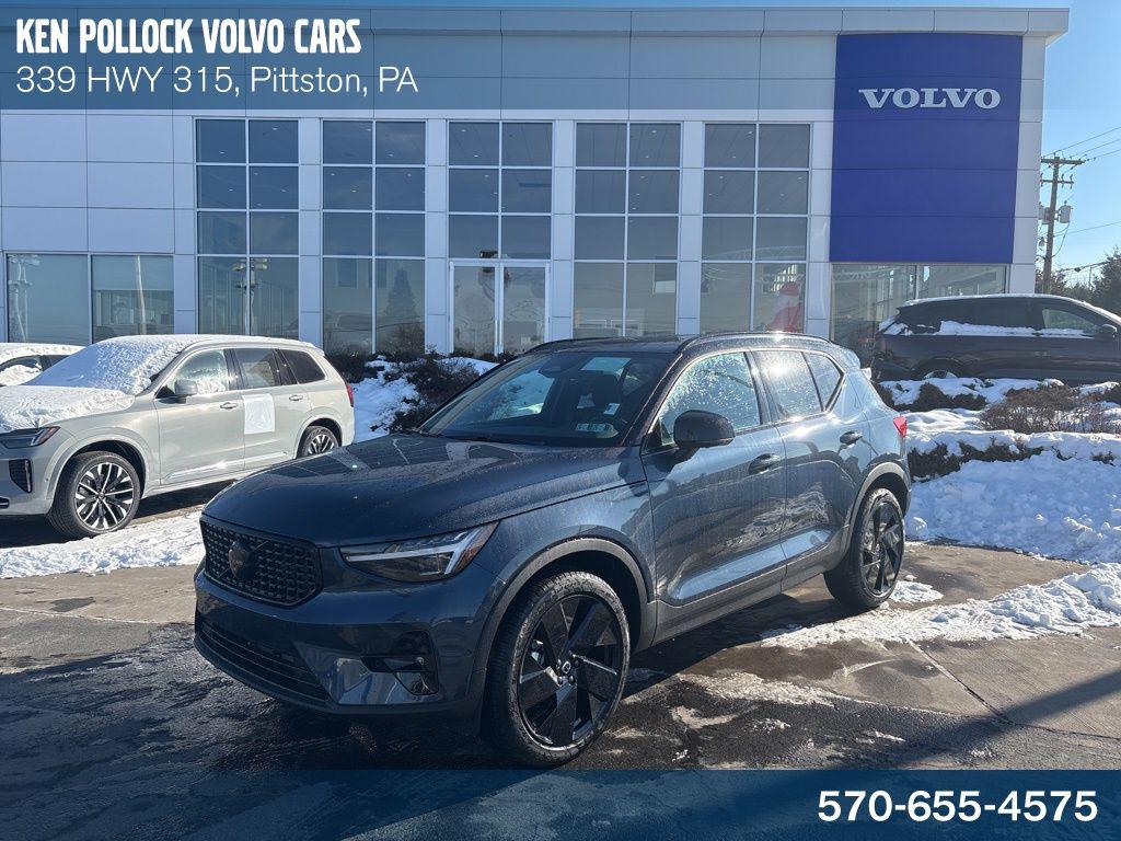 New 2026 Volvo XC40 Black Edition Ultra, B5 AWD Gas (mild hybrid)