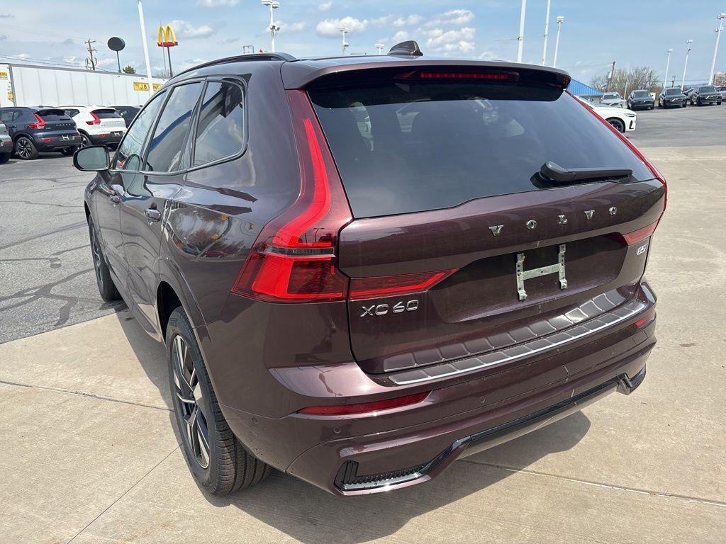 2026 Volvo XC60 B5 PLUS 照片 8