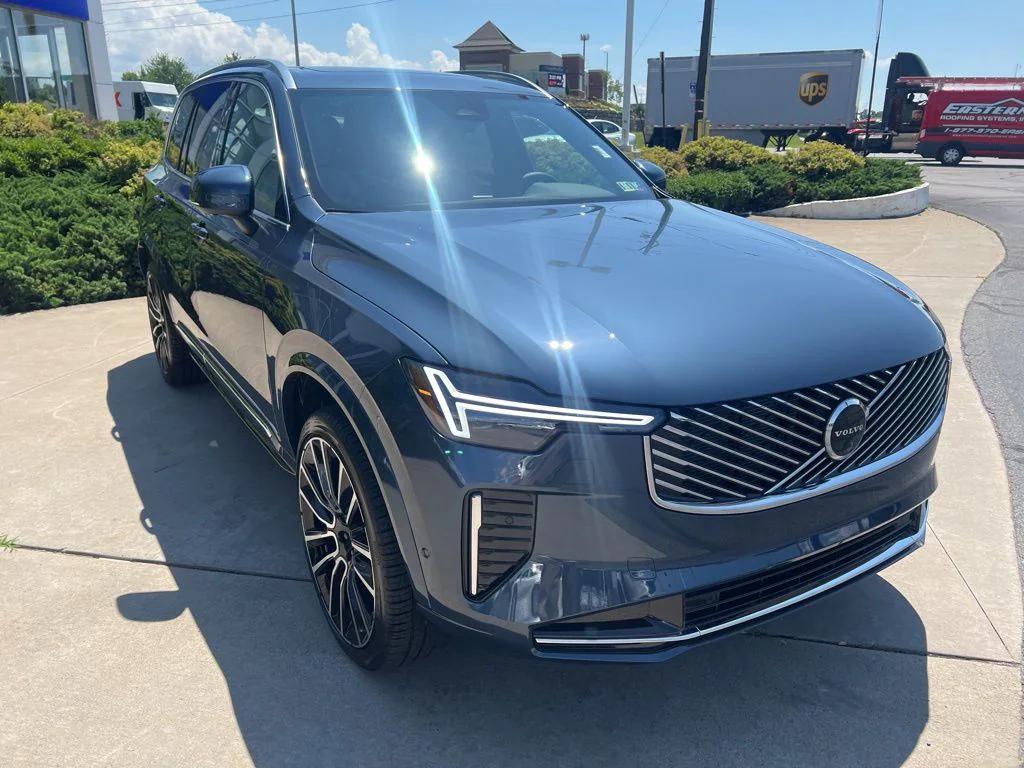 2026 Volvo XC90 PLUS, B6 AWD GAS (MILD HYBRID), GASOLINE, BRI photo 7