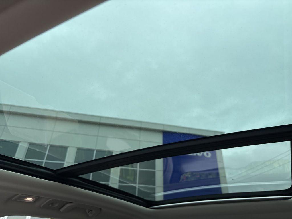 صورة مصغرة 29 لـ 2023 Volvo XC60 B5 PLUS BRIGHT THEME