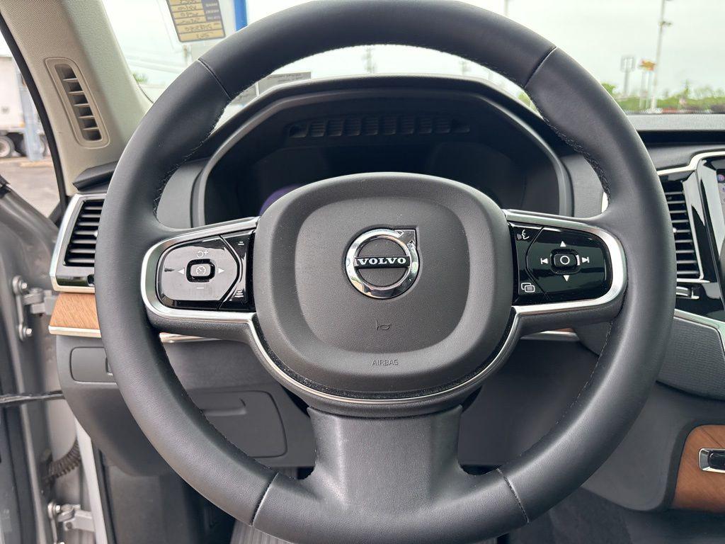 صورة مصغرة 19 لـ 2023 Volvo XC90 B5 PLUS