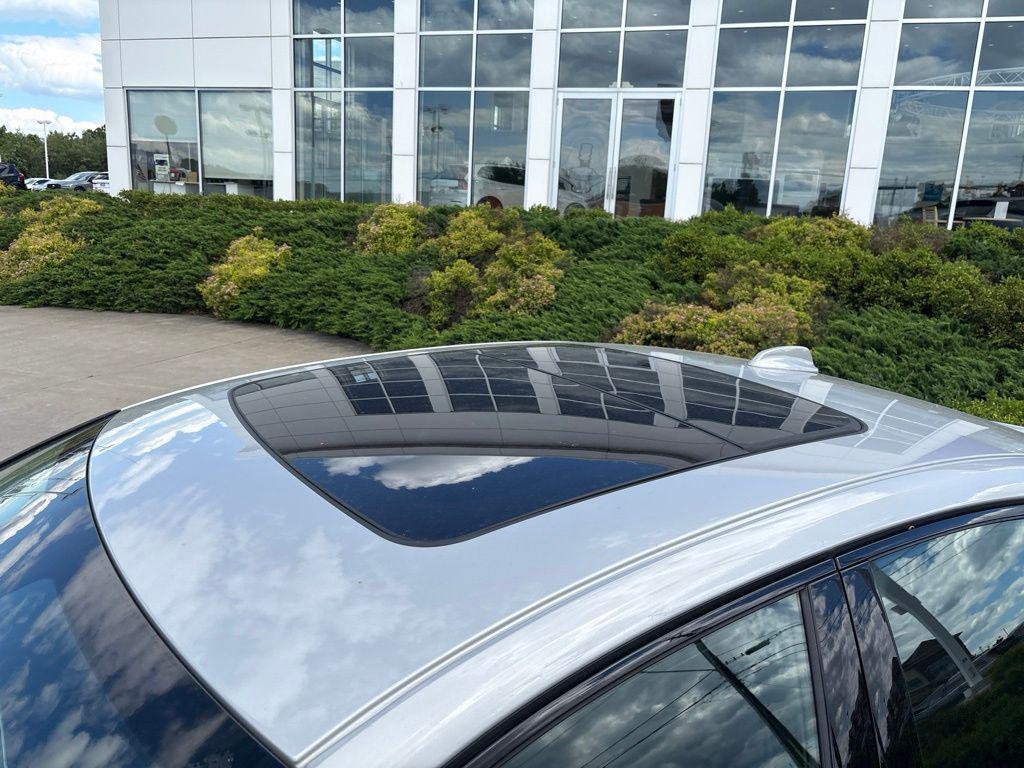 2024 Volvo S60 B5 CORE DARK THEME photo 10