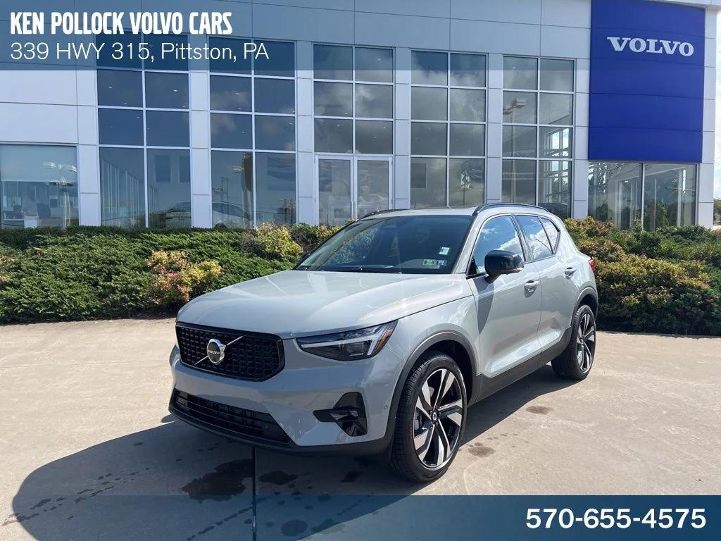 New 2026 Volvo XC40 B5 Ultra