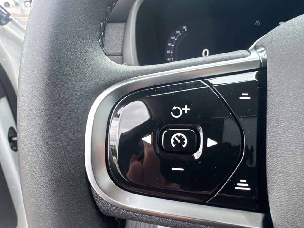 صورة مصغرة 24 لـ 2026 Volvo XC90 PLUS, B6 AWD GAS (MILD HYBRID), GASOLINE, BRI