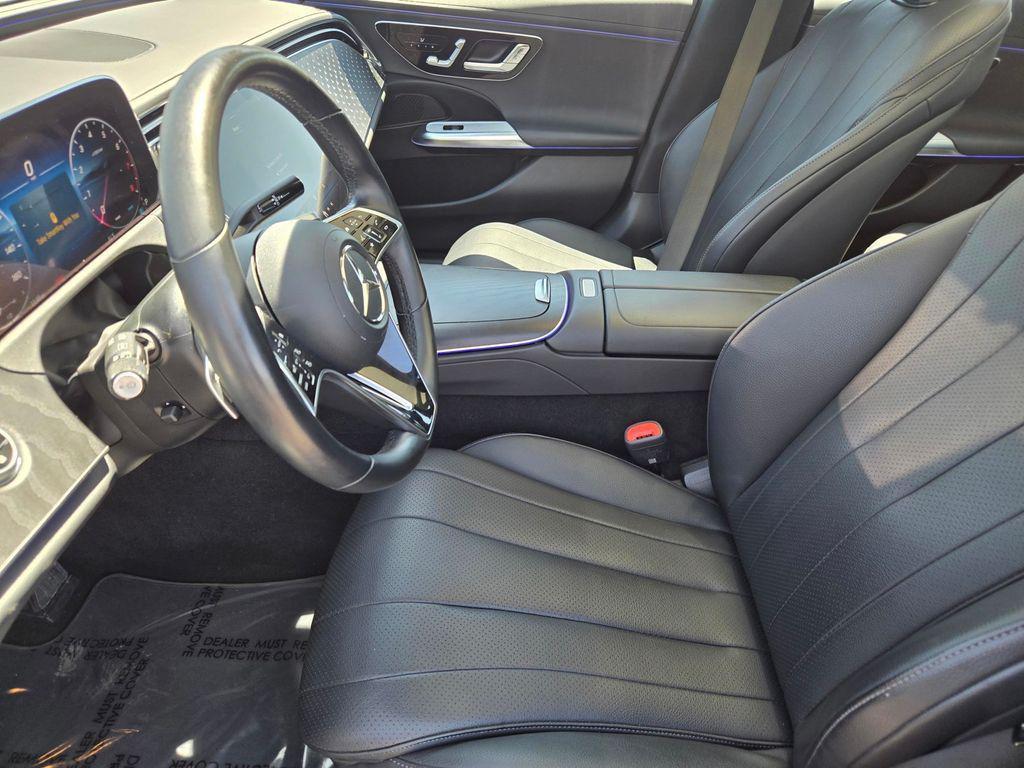 2025 Mercedes-BENZ E-CLASS — миниатюра 19