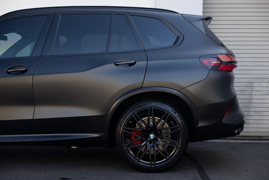 2024 BMW X5 M COMPETITION — миниатюра 17