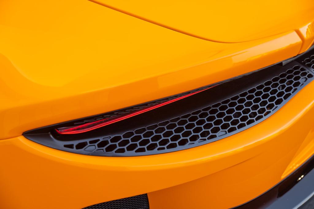 2025 Mclaren GTS — миниатюра 38