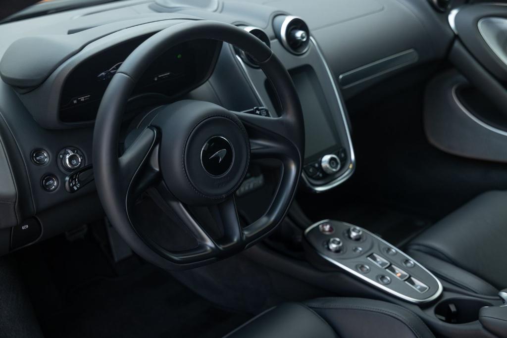 2025 Mclaren GTS — миниатюра 19