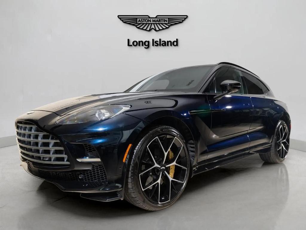 New 2026 Aston Martin DBX 707