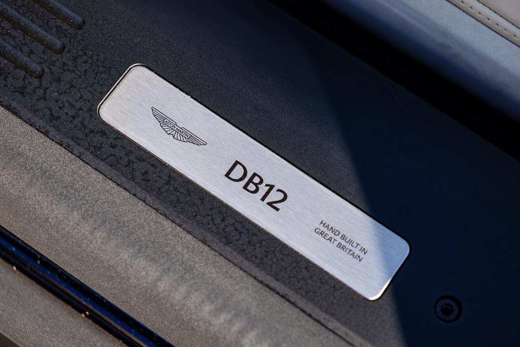 2024 Aston Martin DB12 VOLANTE 缩略图 42
