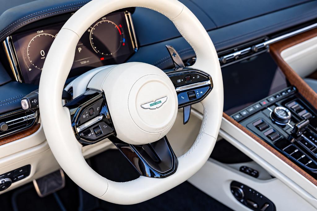 2024 Aston Martin DB12 VOLANTE 缩略图 12