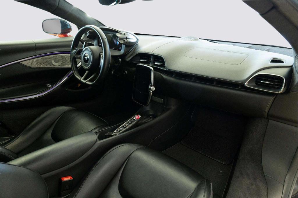 صورة 27 لـ 2023 Mclaren ARTURA TECHLUX