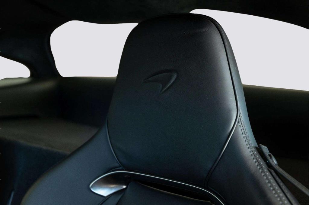 صورة 18 لـ 2023 Mclaren ARTURA TECHLUX