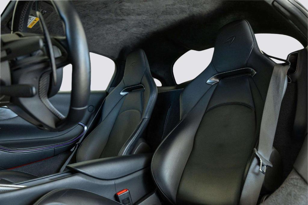 صورة 16 لـ 2023 Mclaren ARTURA TECHLUX