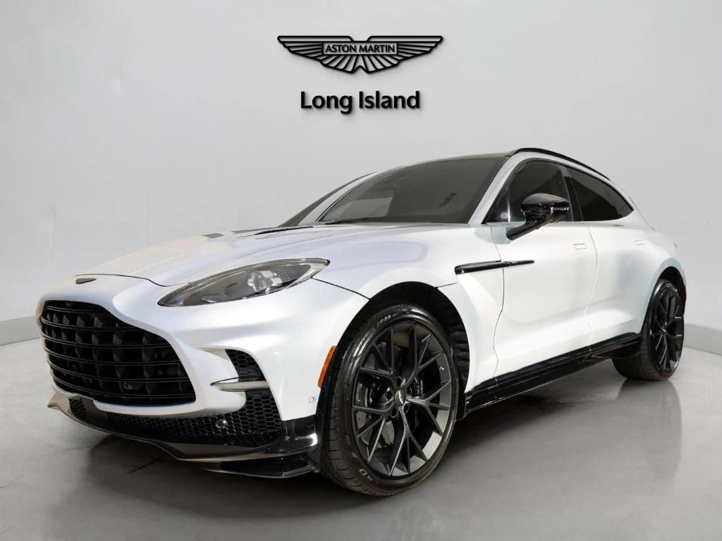 New 2026 Aston Martin DBX 707