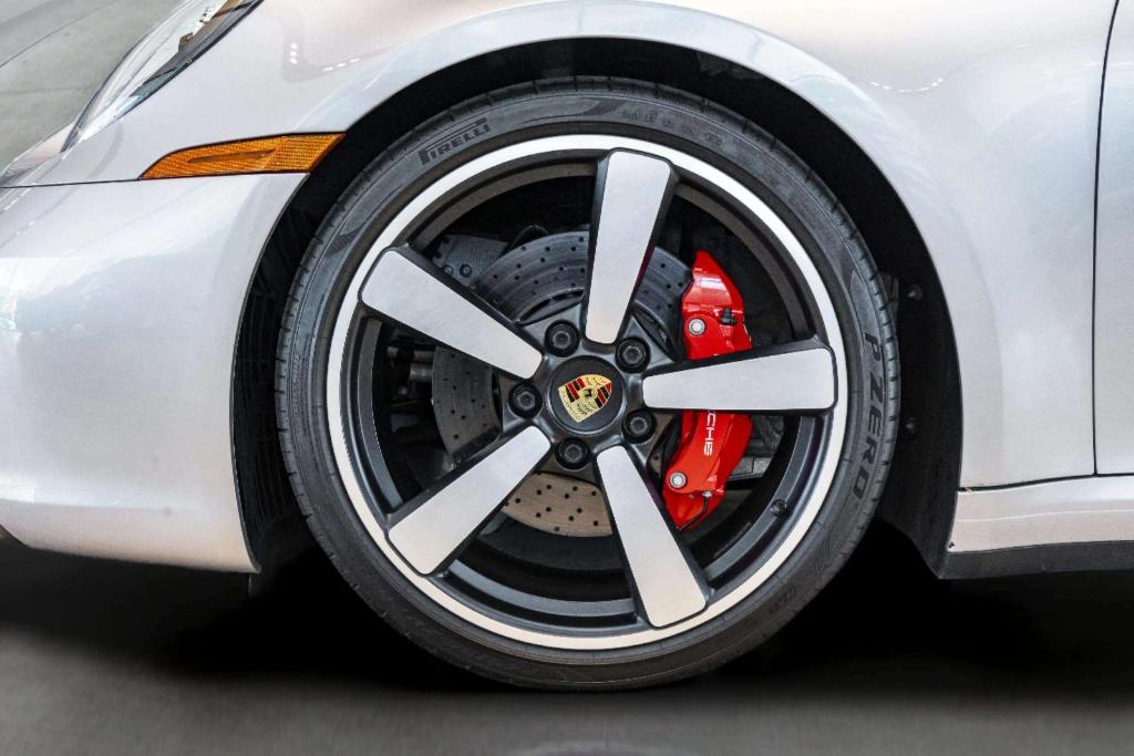 2020 Porsche 911 911 CARRERA 4S CABRIOLET — фото 16