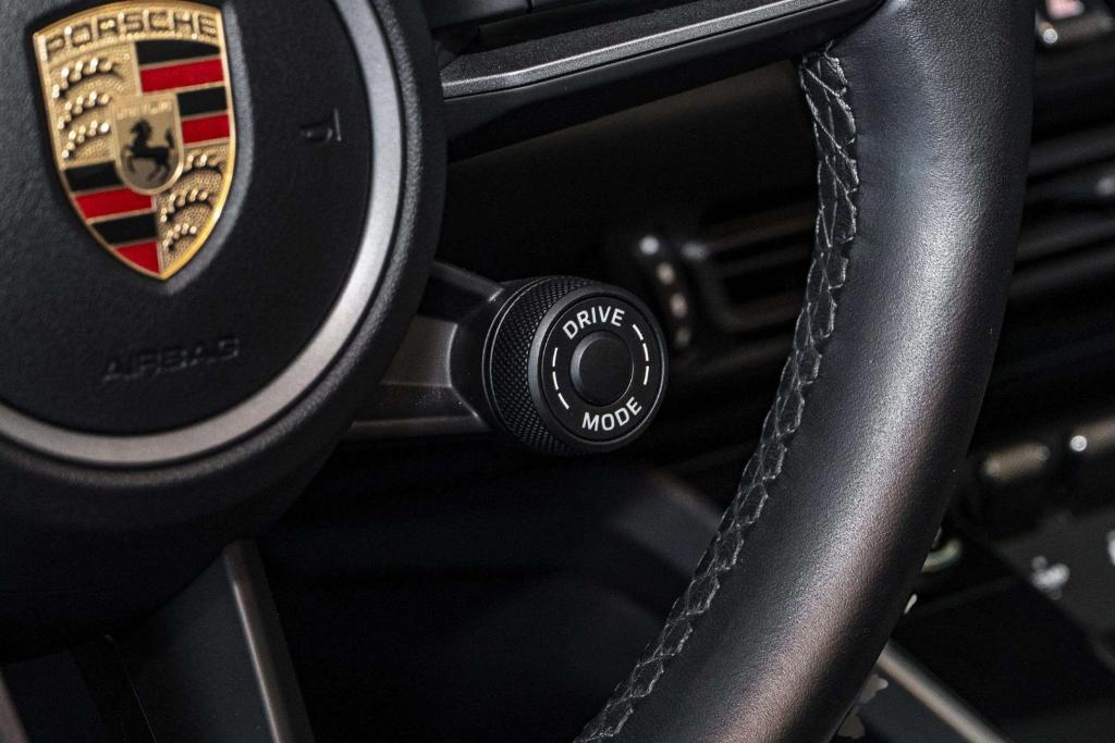 2020 Porsche 911 911 CARRERA 4S CABRIOLET — фото 40
