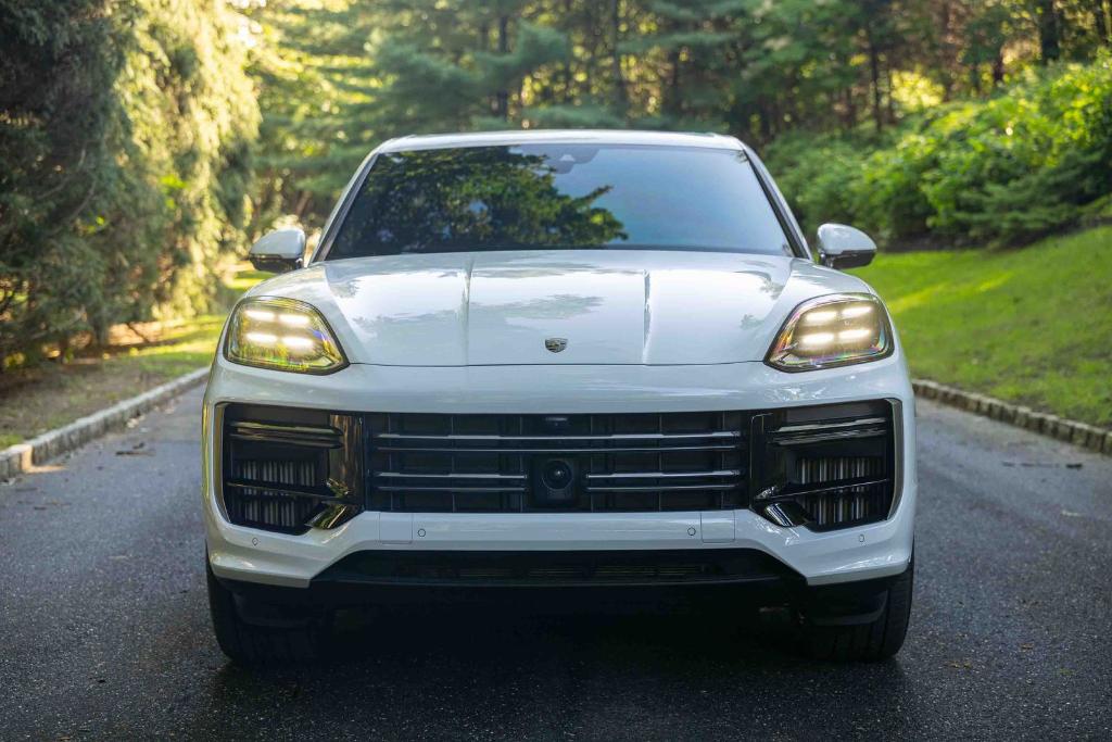 صورة مصغرة 41 لـ 2025 Porsche CAYENNE TURBO