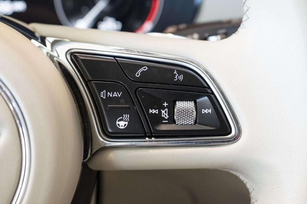 صورة مصغرة 38 لـ 2022 Bentley BENTAYGA