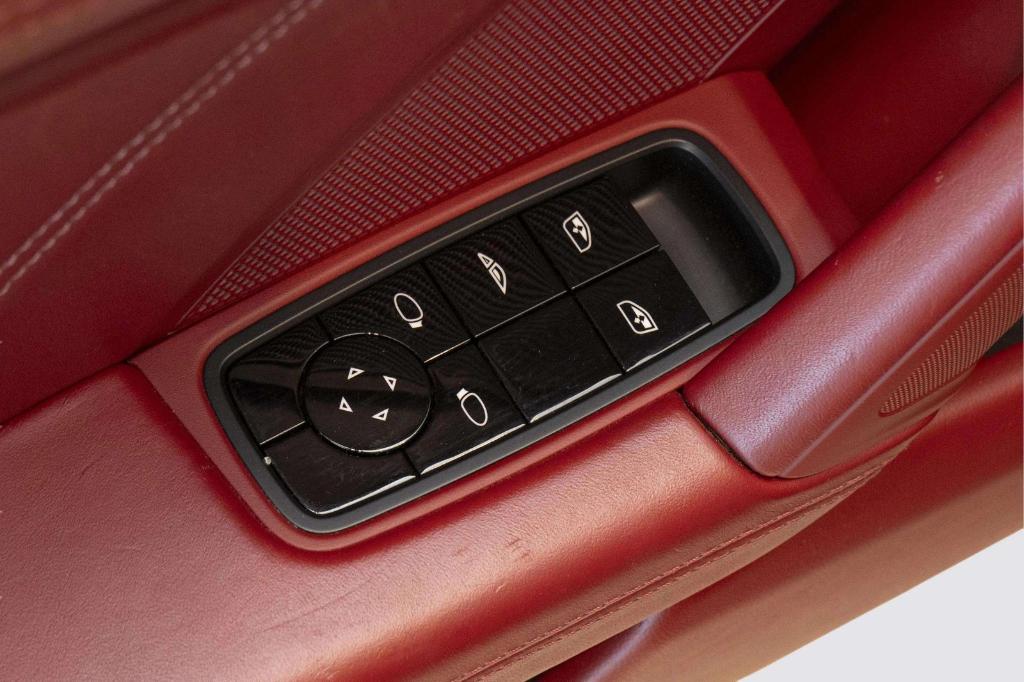 2021 Porsche 911 TURBO 照片 30