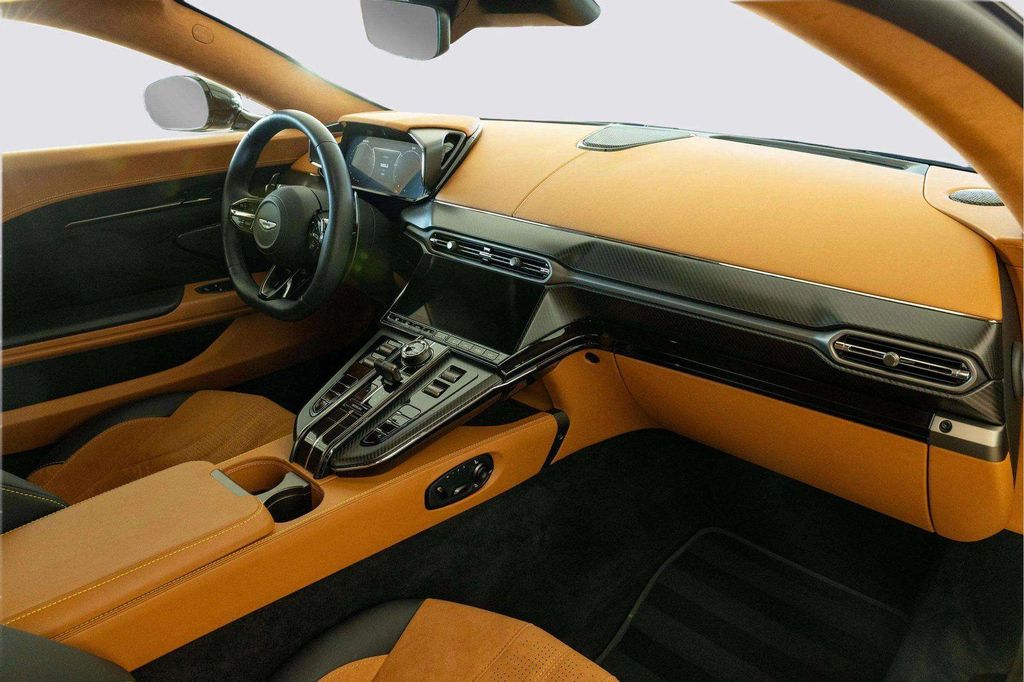 صورة مصغرة 34 لـ 2025 Aston Martin VANTAGE BASE