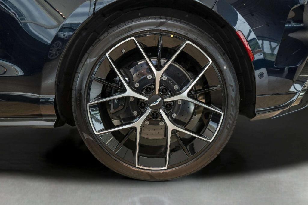 صورة مصغرة 12 لـ 2026 Aston Martin DBX S