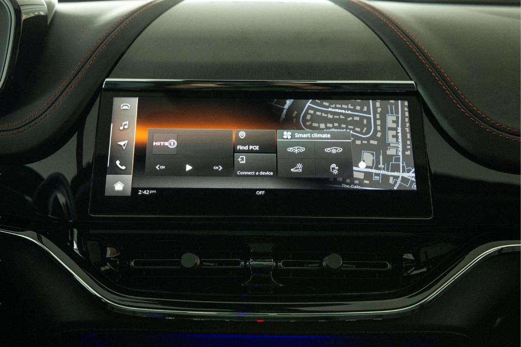 2026 Aston Martin DBX 707 — миниатюра 29