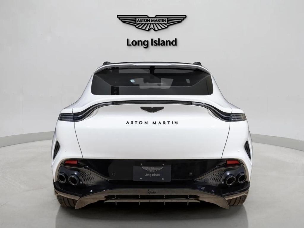 2026 Aston Martin DBX 707 photo 5
