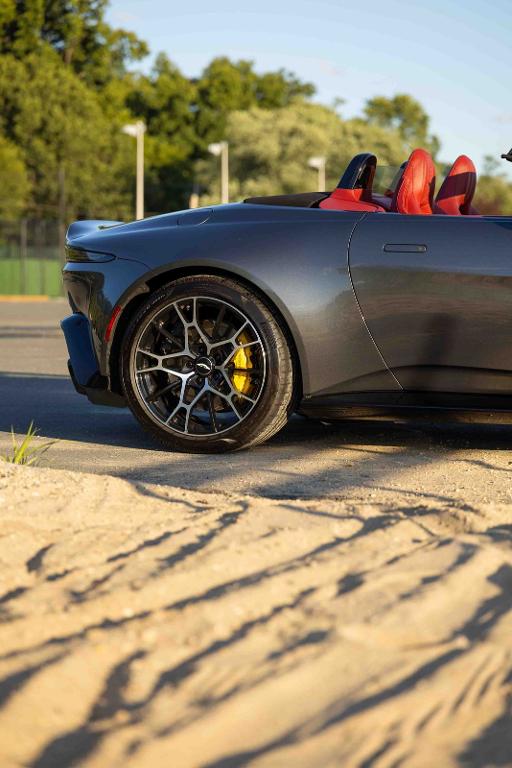 صورة 35 لـ 2023 Aston Martin VANTAGE