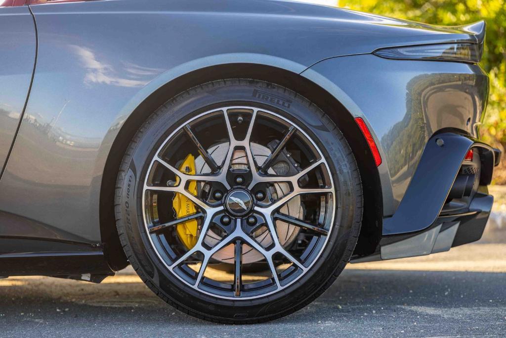 صورة 34 لـ 2023 Aston Martin VANTAGE