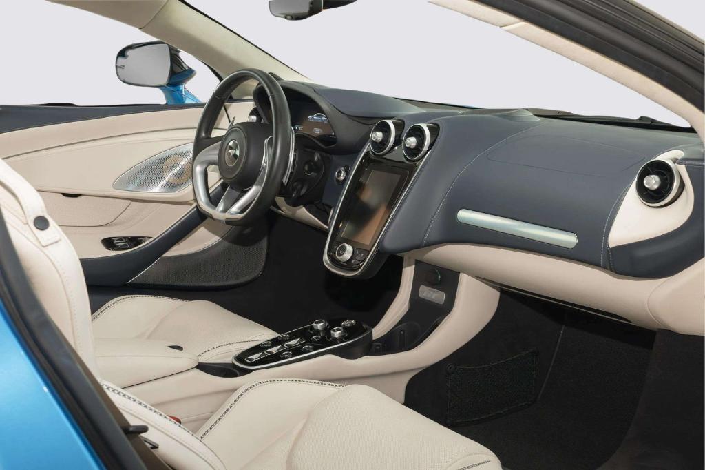 2023 Mclaren GT BASE — миниатюра 32