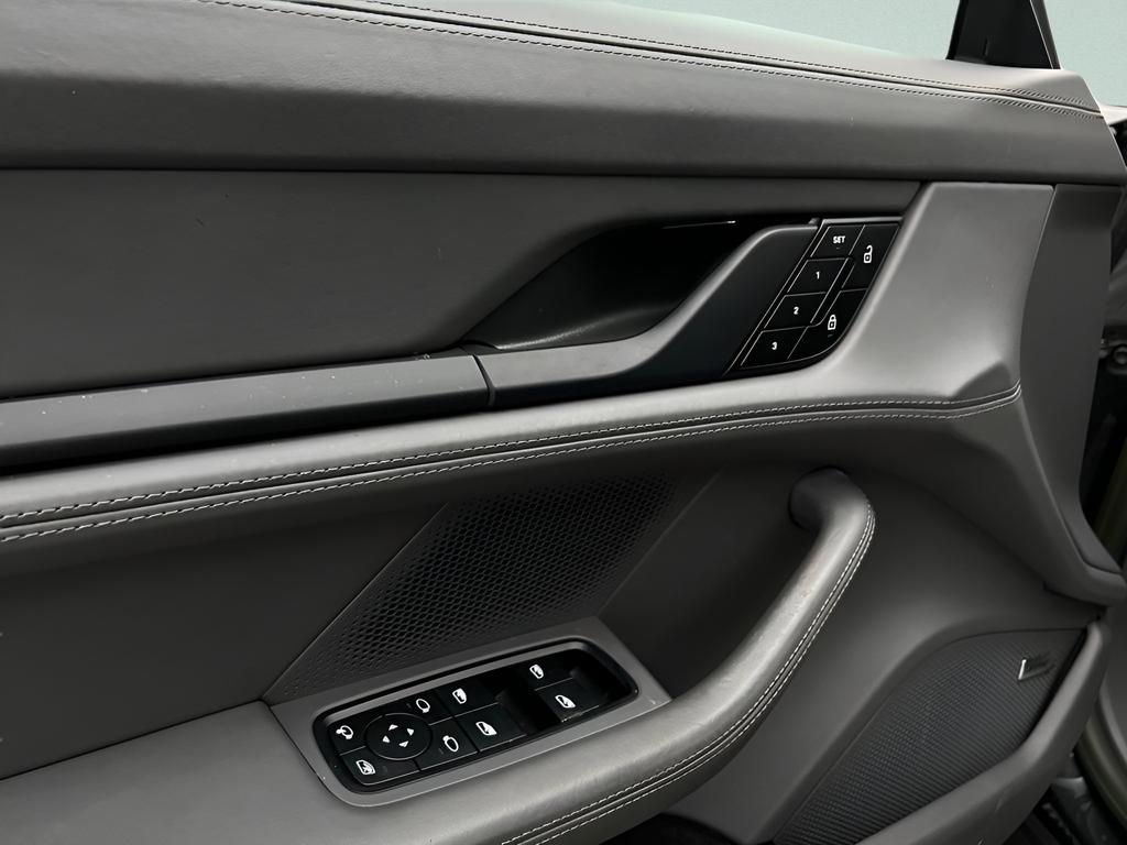 2022 Porsche TAYCAN 4S 缩略图 23