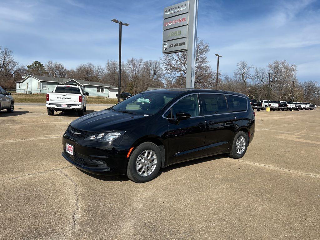 New 2026 Chrysler Voyager LX