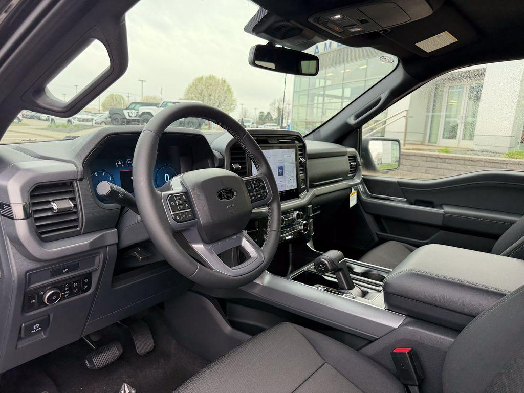 FORD F-150 XLT - 9