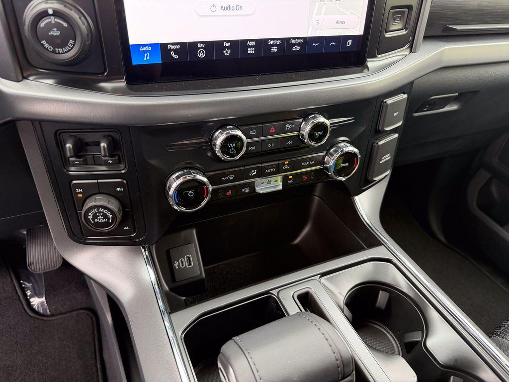 صورة مصغرة 20 لـ 2026 FORD F-150 XLT