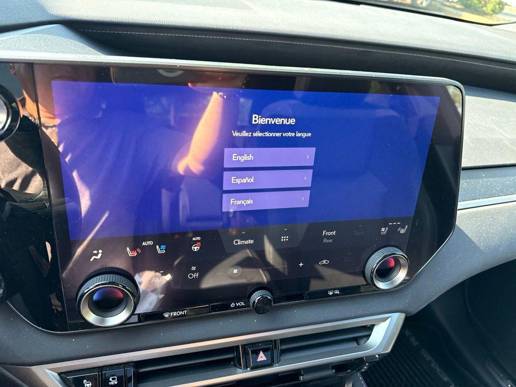 2024 Lexus RX 450H+ BASE thumbnail 13