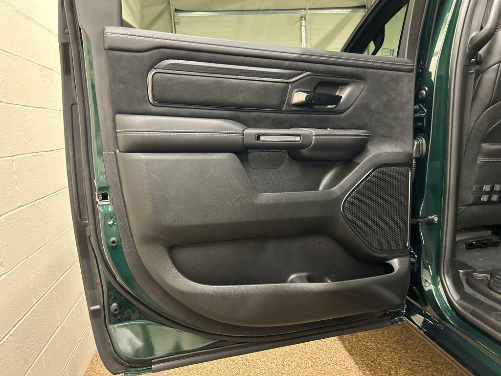 صورة مصغرة 14 لـ 2026 RAM 1500 RHO