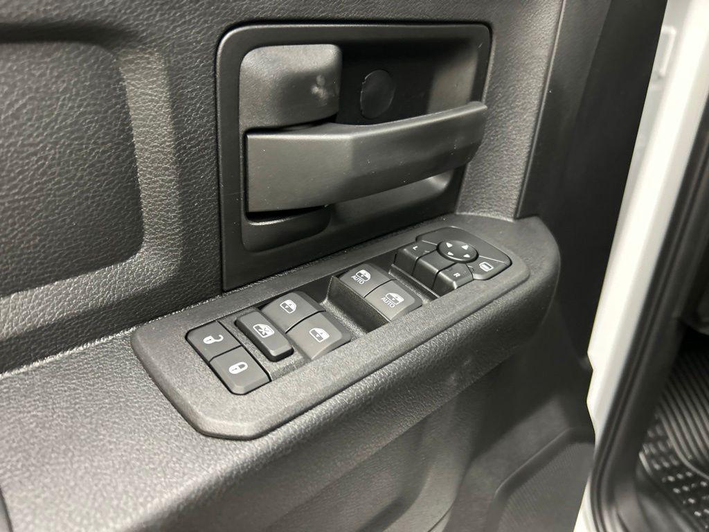 2026 RAM 2500 TRADESMAN — миниатюра 26
