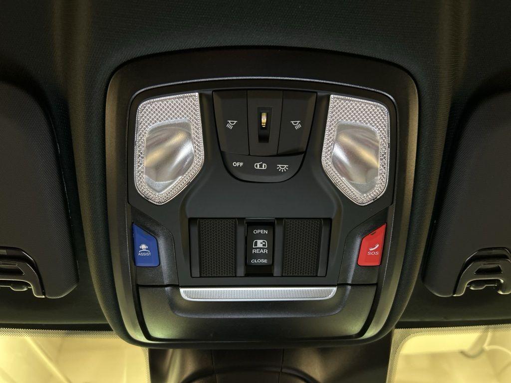 صورة مصغرة 25 لـ 2026 RAM 2500 TRADESMAN
