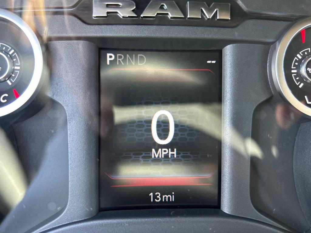 2026 RAM 2500 TRADESMAN thumbnail 19