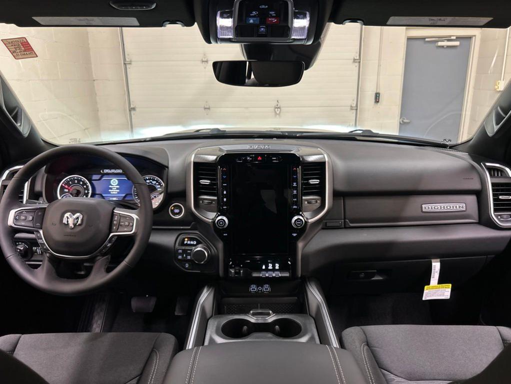 2026 RAM 1500 BIG HORN/LONE STAR thumbnail 18