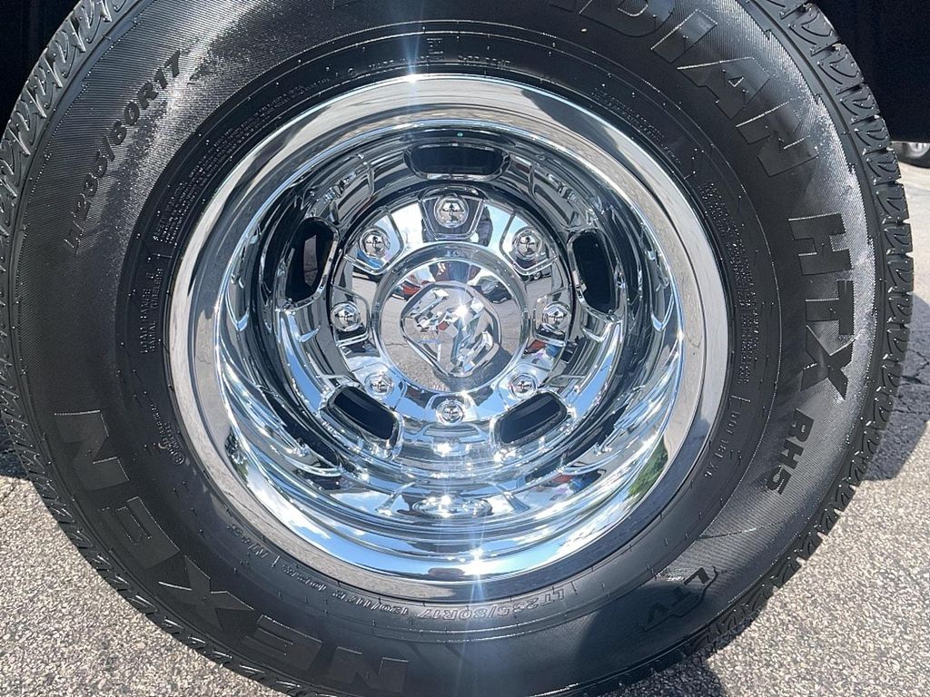 2026 RAM 3500 BIG HORN CREW CAB 4X4 8' BOX — фото 10