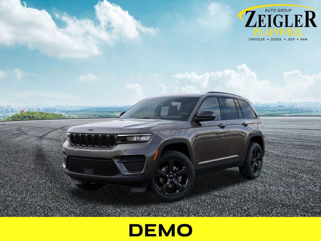 New 2025 Jeep Grand Cherokee Altitude