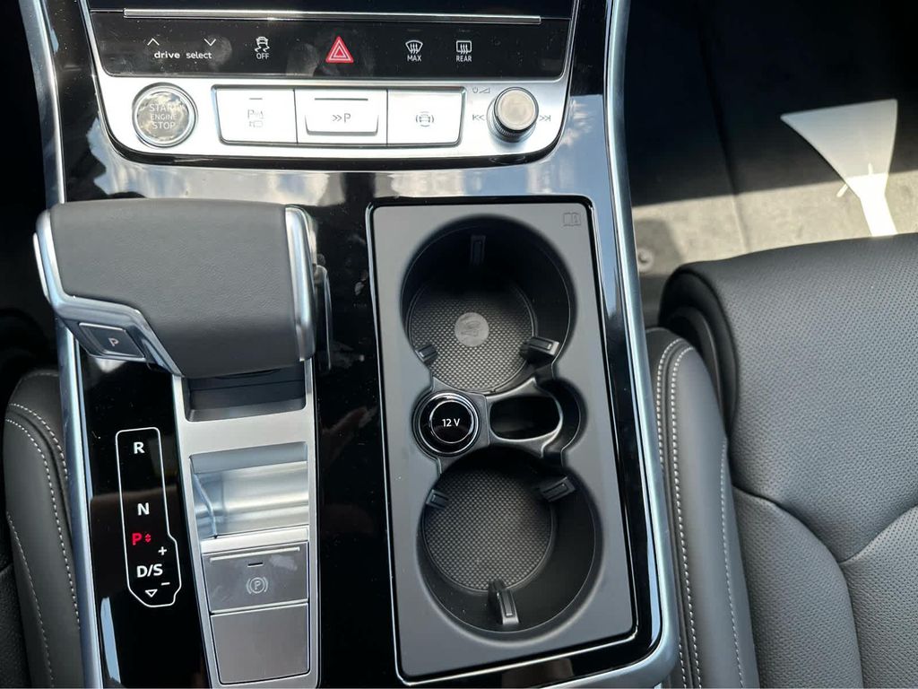 2026 AUDI Q8 55 PRESTIGE — миниатюра 16