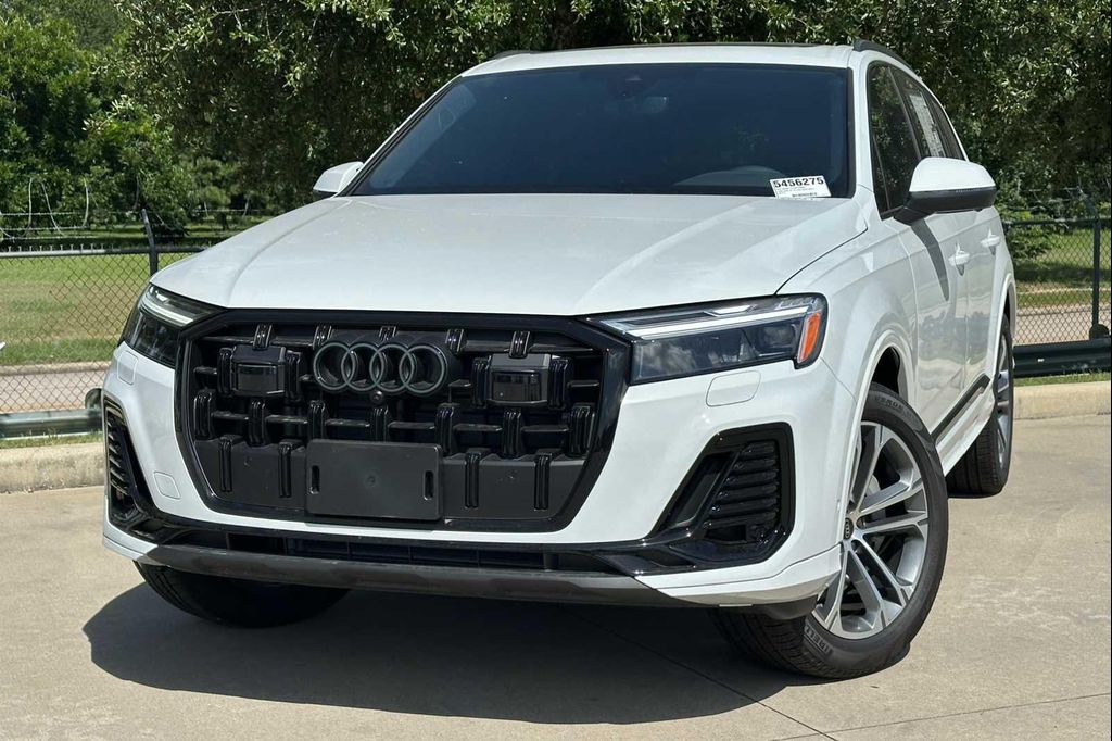 New 2026 Audi Q7 45 Premium