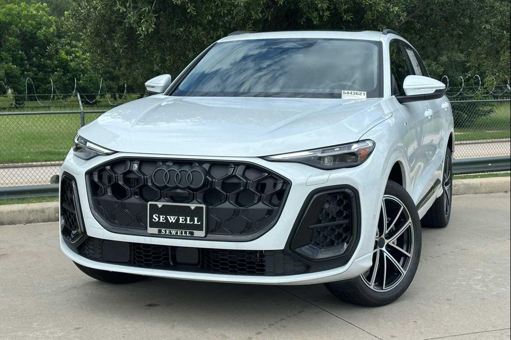 New 2026 Audi Q5 Premium Plus TFSI quattro S tronic